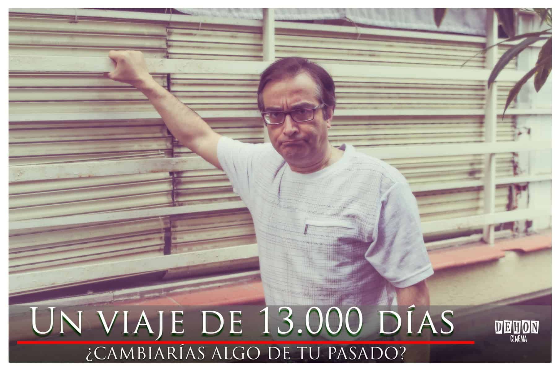Luis José, junto a la terraza de su piso en la calle Ignacio Calvo, 38 - bajo A